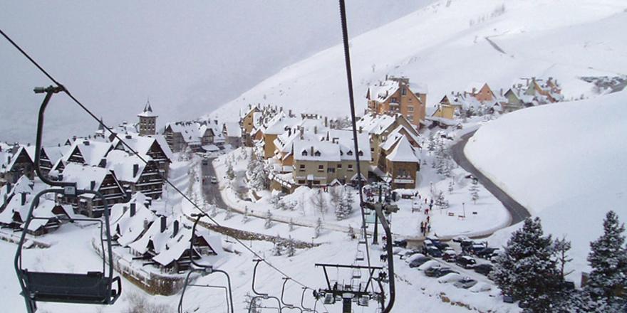 Hotel Chalet Bassibe Baqueira Beret Dış mekan fotoğraf