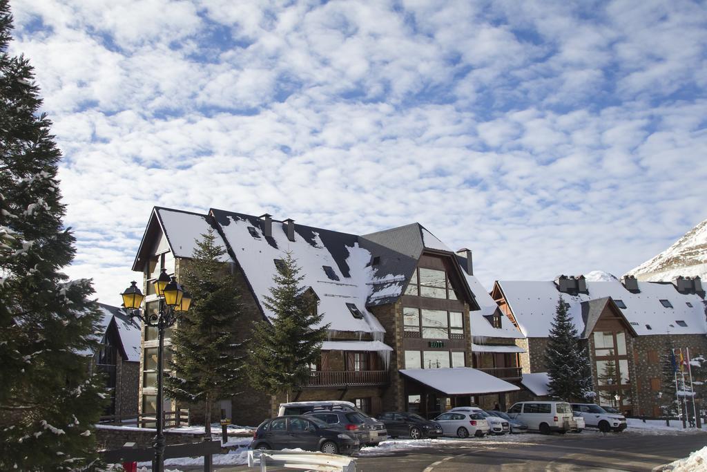 Hotel Chalet Bassibe Baqueira Beret Dış mekan fotoğraf