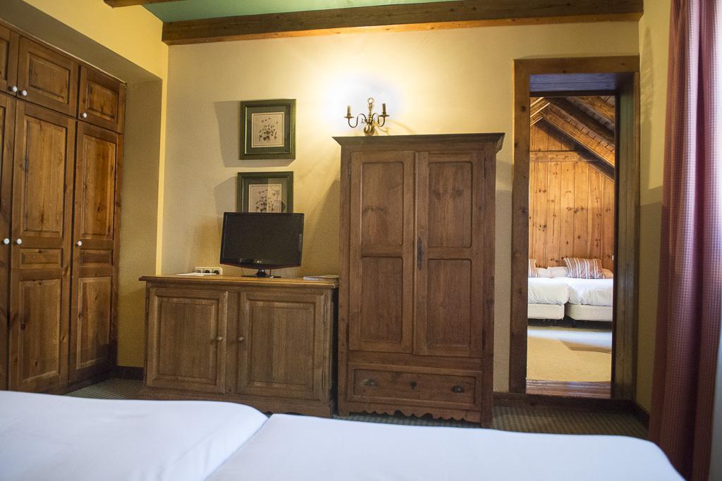 Hotel Chalet Bassibe Baqueira Beret Dış mekan fotoğraf